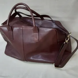 LEATHER WEEKEND ESCAPE BAG