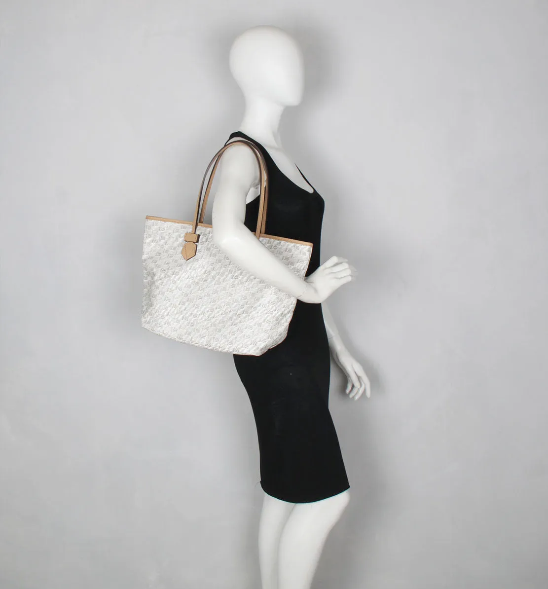 Saint Tropez Zip Tote MM, Milk / Cappuccino Trim